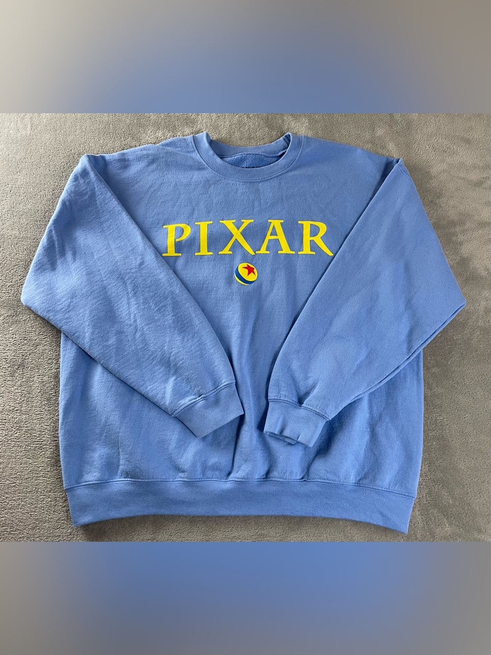 Pixar Fest Crewneck Sweatshirt Women’s XL Light Blue Extra Large Relaxed •Mark